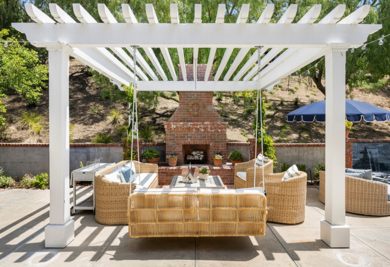 Creating the Perfect Outdoor Haven with Pergola Square and Pergola Privacy Screens